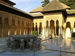 Alhambra de Granada, patio de los leones